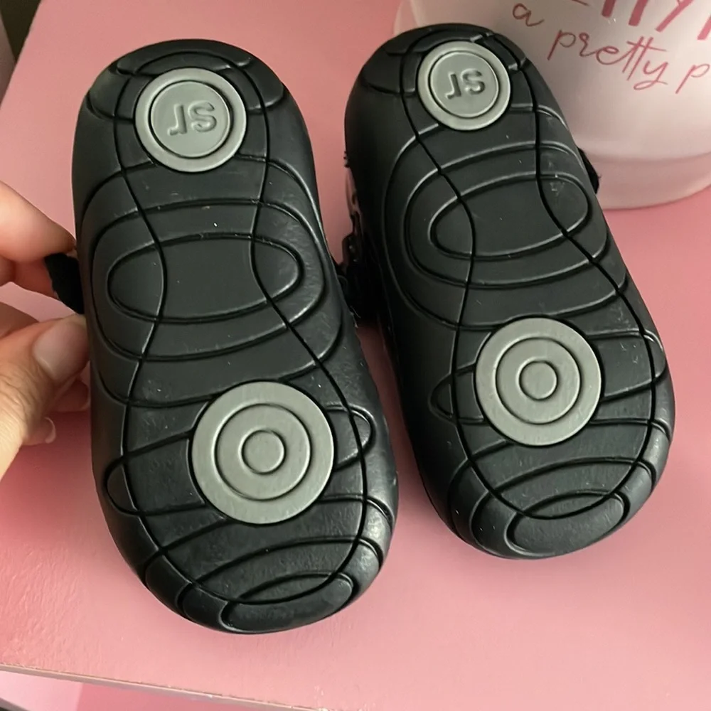 Adorable surprise by stride rite dress shoes - Picture 4 of 4